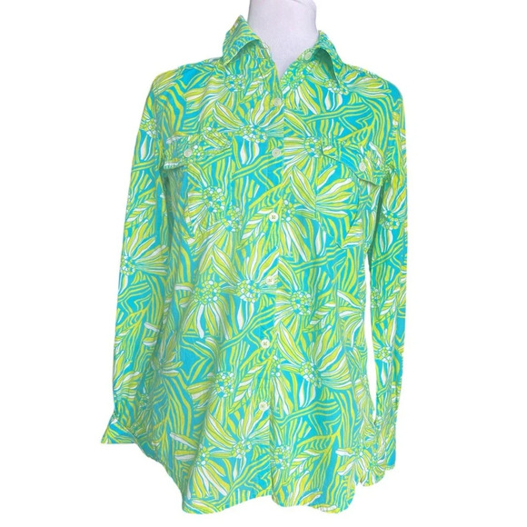 Lilly Pulitzer Tops - Lilly Pulitzer Green Blue Floral Button Down Shirt Women’s Size S
